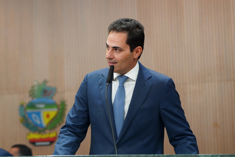 Governador Ronaldo Caiado parabeniza Alego por avanços na regulamentação da Inteligência Artificial e destaca protagonismo de Goiás