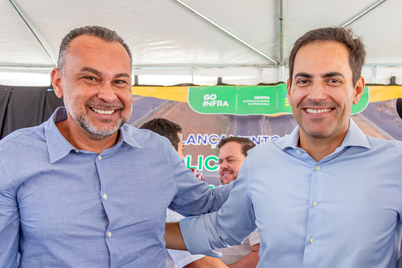 Deputado Jamil Calife e prefeito Haroldinho celebram anúncio no Diário Oficial da duplicação da rodovia Catalão–Ouvidor–Três Ranchos