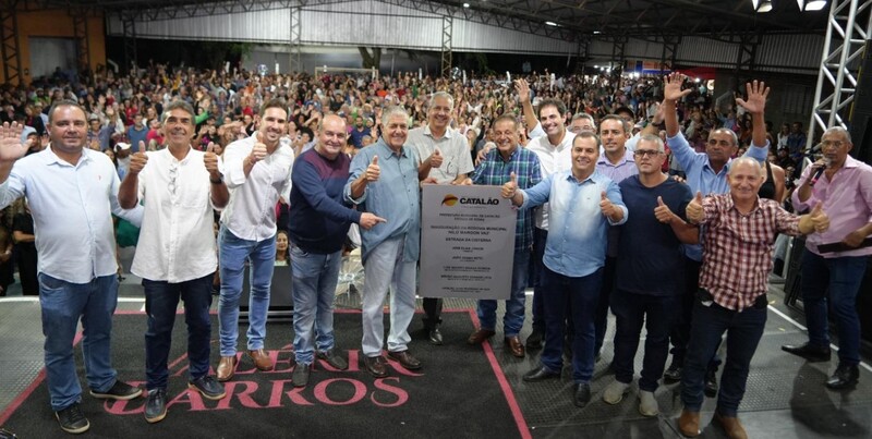 Jamil Calife participa da inauguração do asfalto na comunidade rural em Catalão